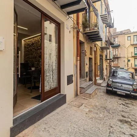 Casa Giuara - Radici Apartment Castelbuono (Sicily)